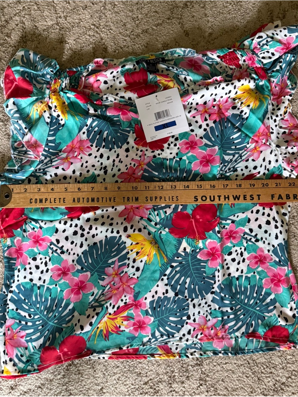 Tropical V Neck Flutter Sleeve Blouse NWT - Picture 9 of 9